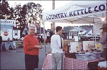 Ken buying Kettle Corn