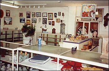Picture of indoor exhibit area.